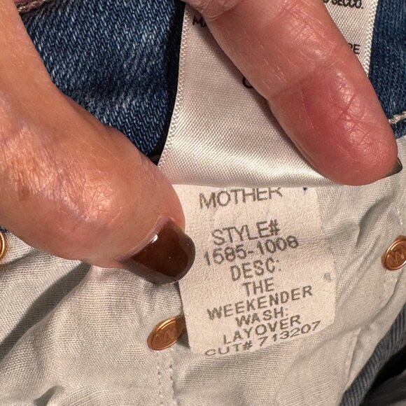 Mother The Weekender Flare Jeans - Picture 7 of 7